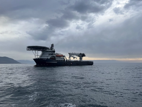 Replacement of buoyancy tanks at the CPC-R terminal